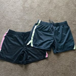 🎁 Athletic shorts